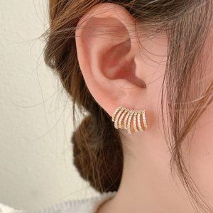 NWT Set of Gold Elegant Chunky Diamond Cuff Earrings